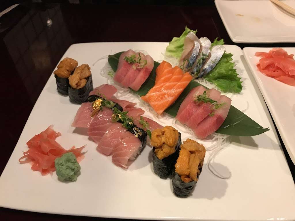 Sushi Sumo | 2653 Kirkwood Hwy, Newark, DE 19711, USA | Phone: (302) 366-1188