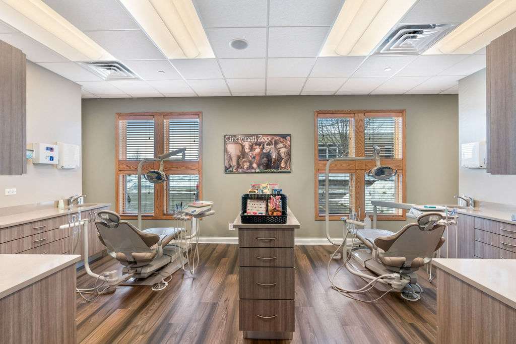 Douglas V Janis DDS | 40W320 La Fox Rd, St. Charles, IL 60175 | Phone: (630) 232-6661