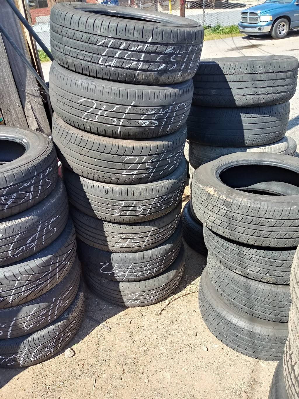 statesville new & used tires | 3701 Statesville Ave, Charlotte, NC 28206, USA | Phone: (704) 361-1117