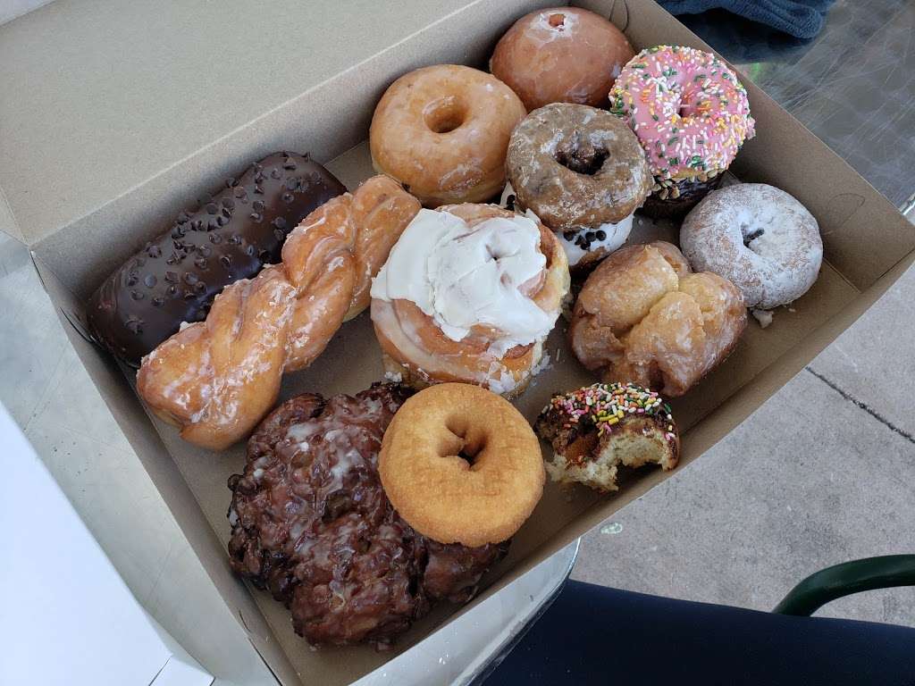 Spudnut Doughnuts | 600 S Victoria Ave # A300, Oxnard, CA 93035, USA | Phone: (805) 382-2979