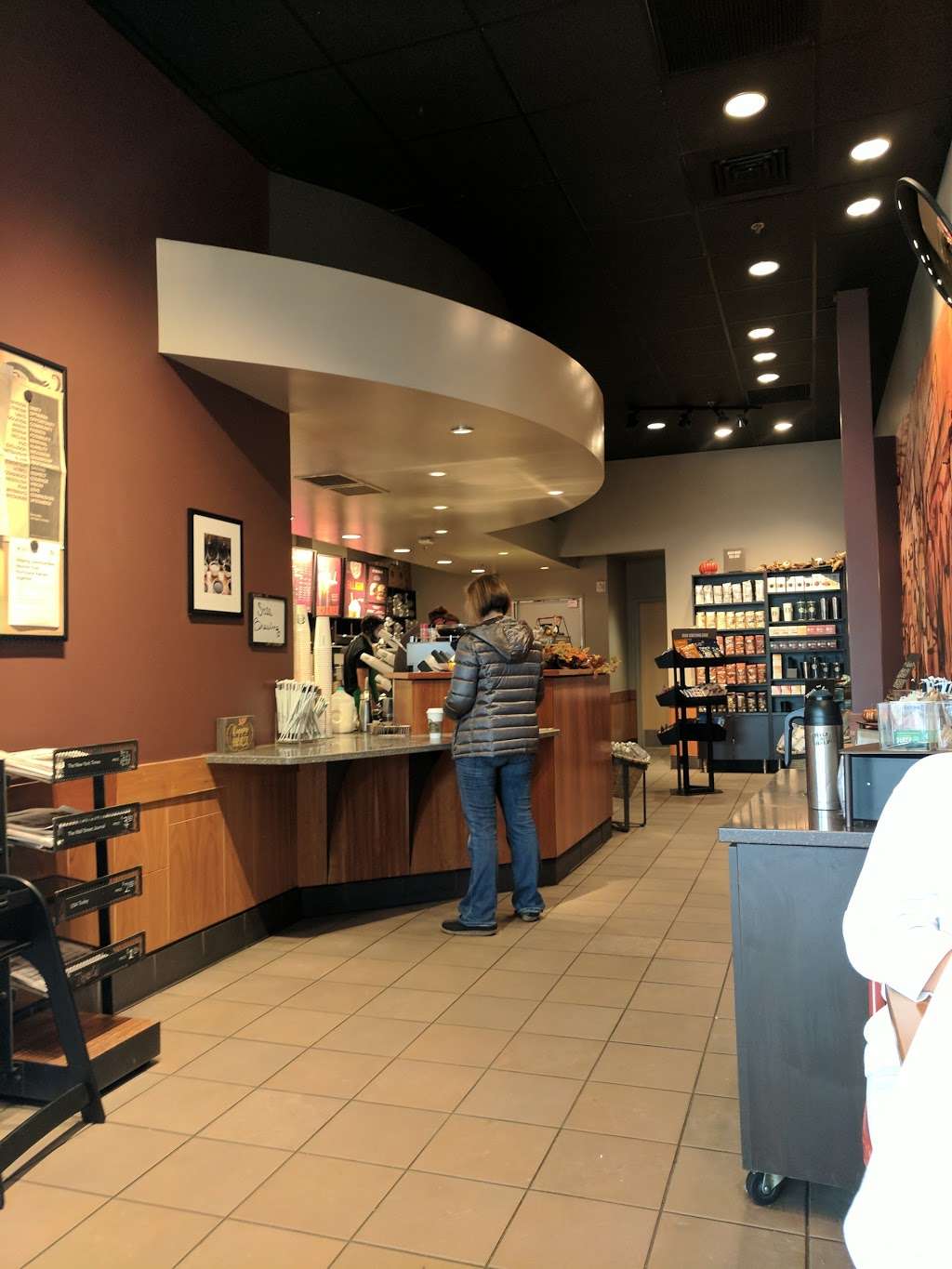 Starbucks | 2318 17th Ave, Longmont, CO 80501, USA | Phone: (303) 651-5683