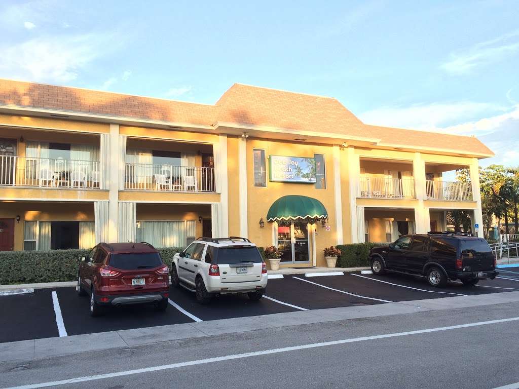 Dee Jay Apartments | 4617 El Mar Dr, Lauderdale-By-The-Sea, FL 33308 | Phone: (954) 772-0018