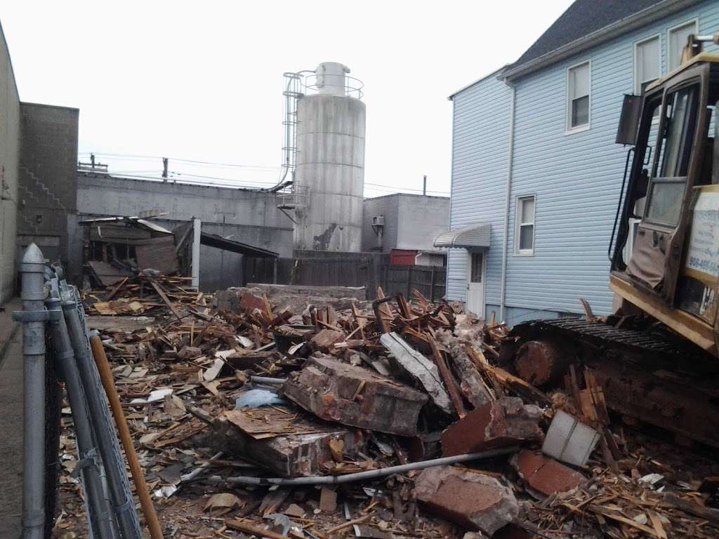 Phoenix Demolition Contractors | 264 Myrtle Ave, Garwood, NJ 07027, USA | Phone: (908) 301-6803