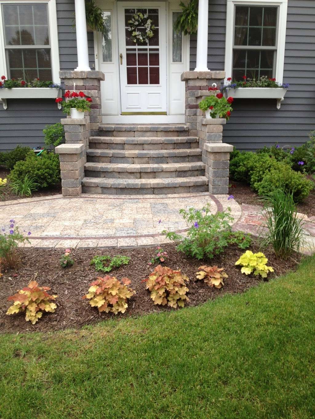 Eddies Landscaping | 4617 S, IL-47, Woodstock, IL 60098, USA | Phone: (815) 337-1799