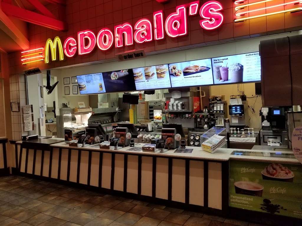 McDonalds | 5111 Boulder Hwy, Las Vegas, NV 89122, USA | Phone: (702) 434-2560