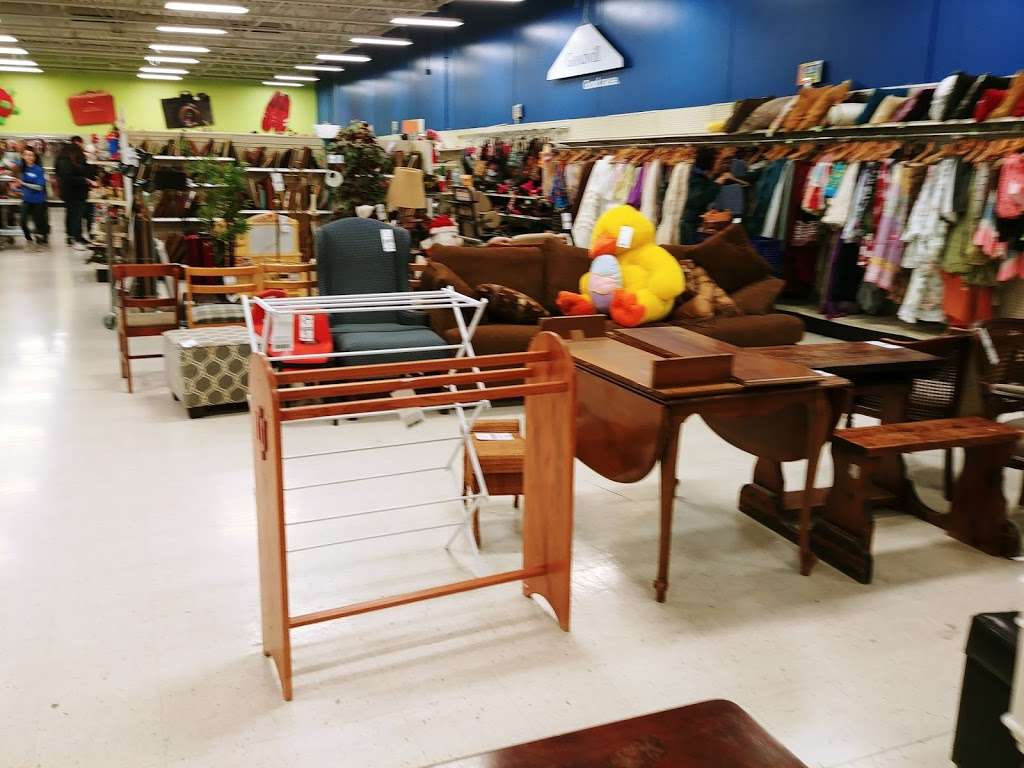 Goodwill Store | 1284 Liberty Dr, Bloomington, IN 47401, USA | Phone: (812) 336-8104