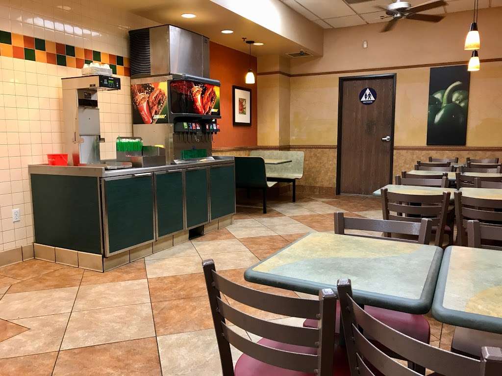 Subway Restaurants | 14264 Valley Blvd, Fontana, CA 92335, USA | Phone: (909) 854-0692