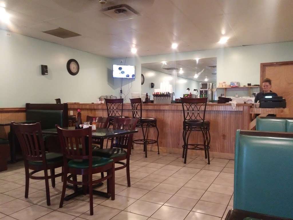 Nokesville Diner | 13063 Fitzwater Dr, Nokesville, VA 20181, USA | Phone: (703) 594-2111