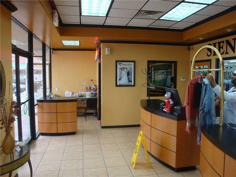 Sienna Cleaners #1 | 4225 Sienna Pkwy #300, Missouri City, TX 77459 | Phone: (281) 778-5300