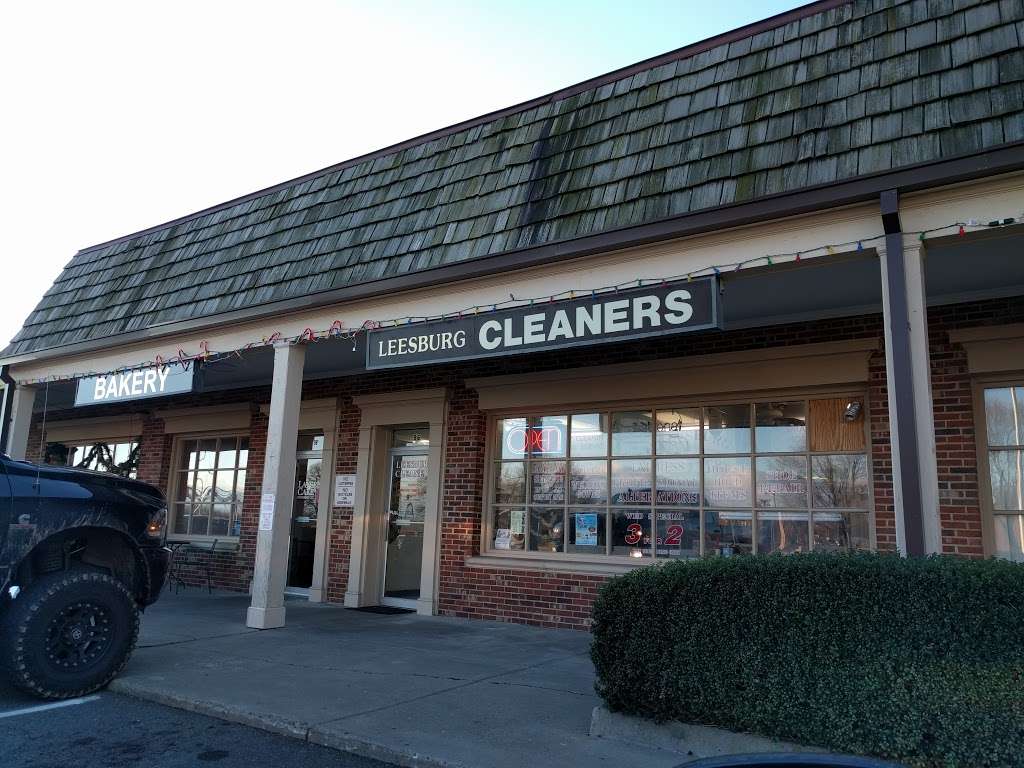 Leesburg Cleaners | 9 Catoctin Cir SW # G, Leesburg, VA 20175, USA | Phone: (703) 777-1333