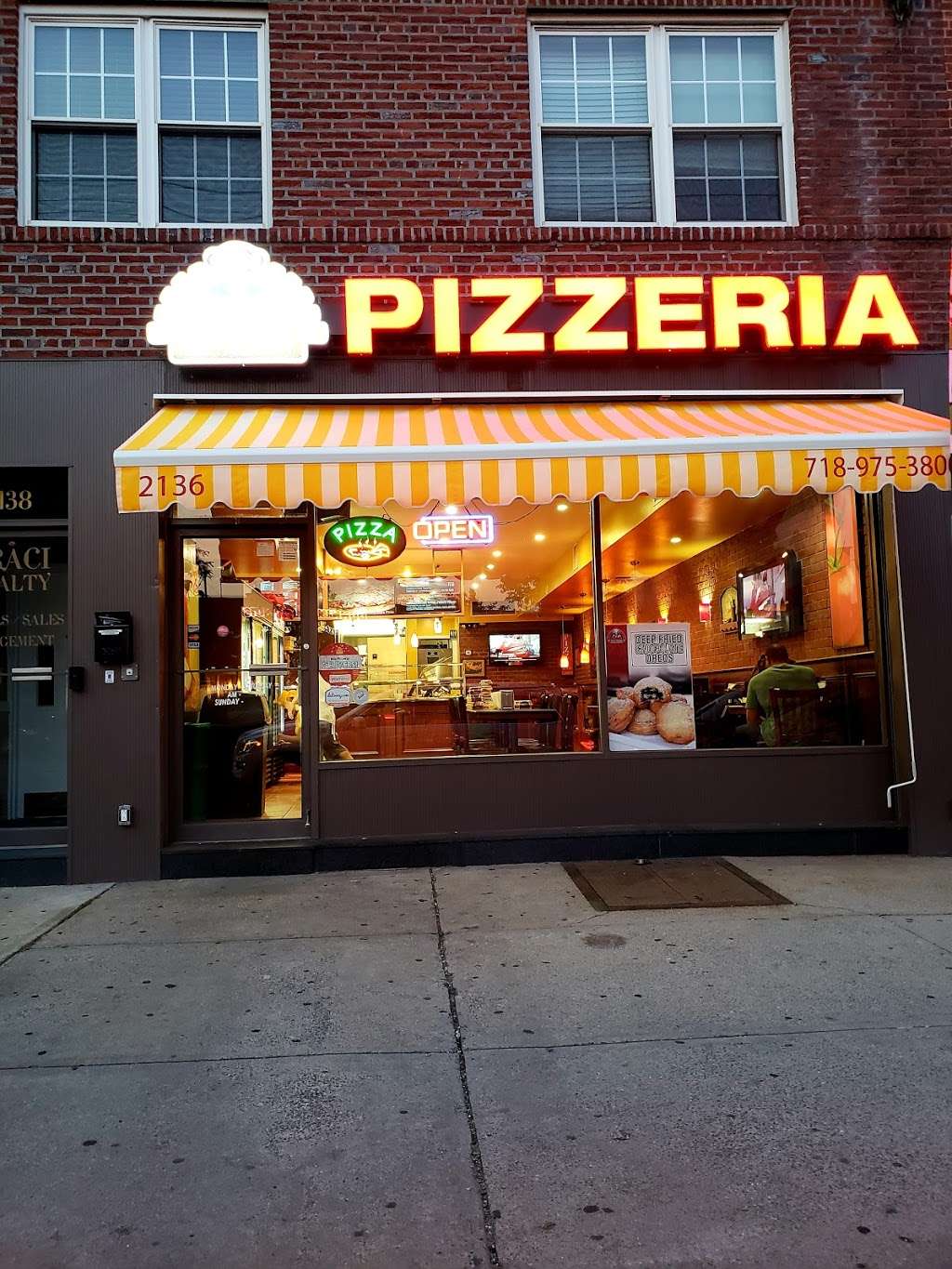 Mia Pizzeria | 2136 Williamsbridge Rd, Bronx, NY 10461, USA | Phone: (718) 975-3800