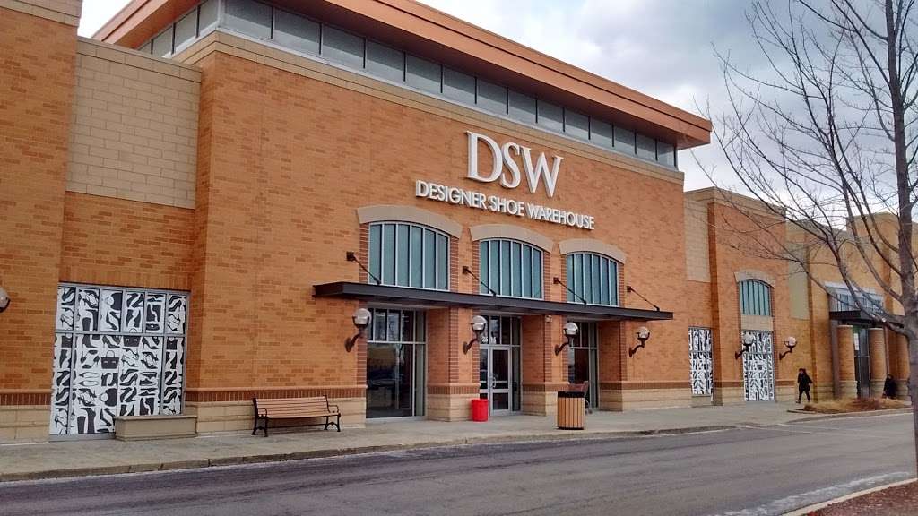 DSW Designer Shoe Warehouse | 2515 W 75th St, Naperville, IL 60540 | Phone: (630) 357-8148
