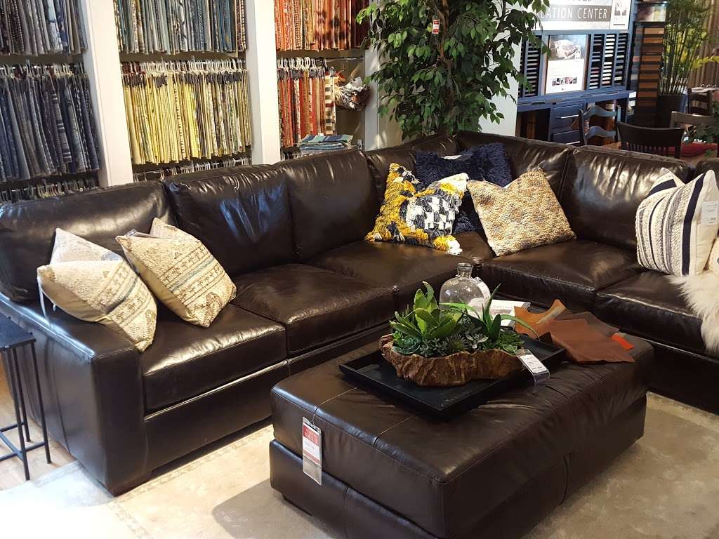 Walter E Smithe Furniture Design Vernon Hills 4311 280 S Milwaukee Ave Vernon Hills Il 60061 Usa