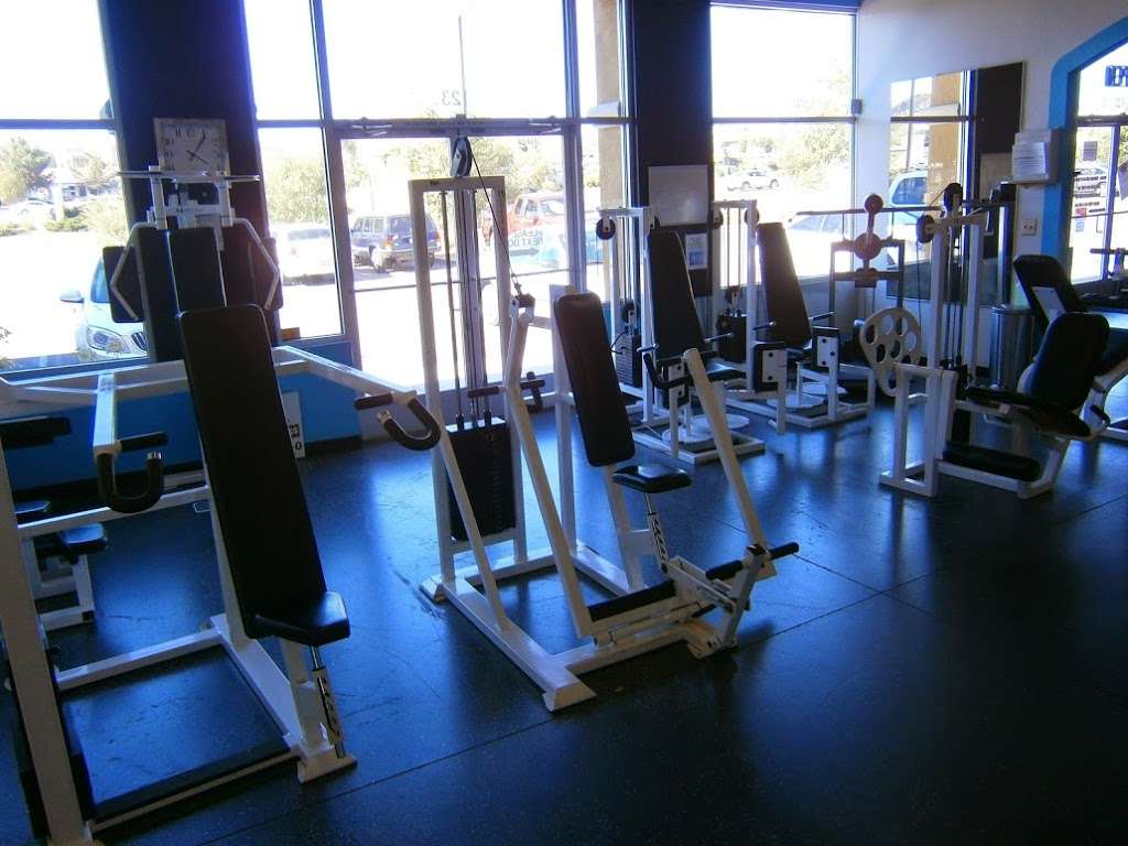 Apple Valley Express Fitness | 15850 Apple Valley Rd, Apple Valley, CA 92307, USA | Phone: (760) 242-6400