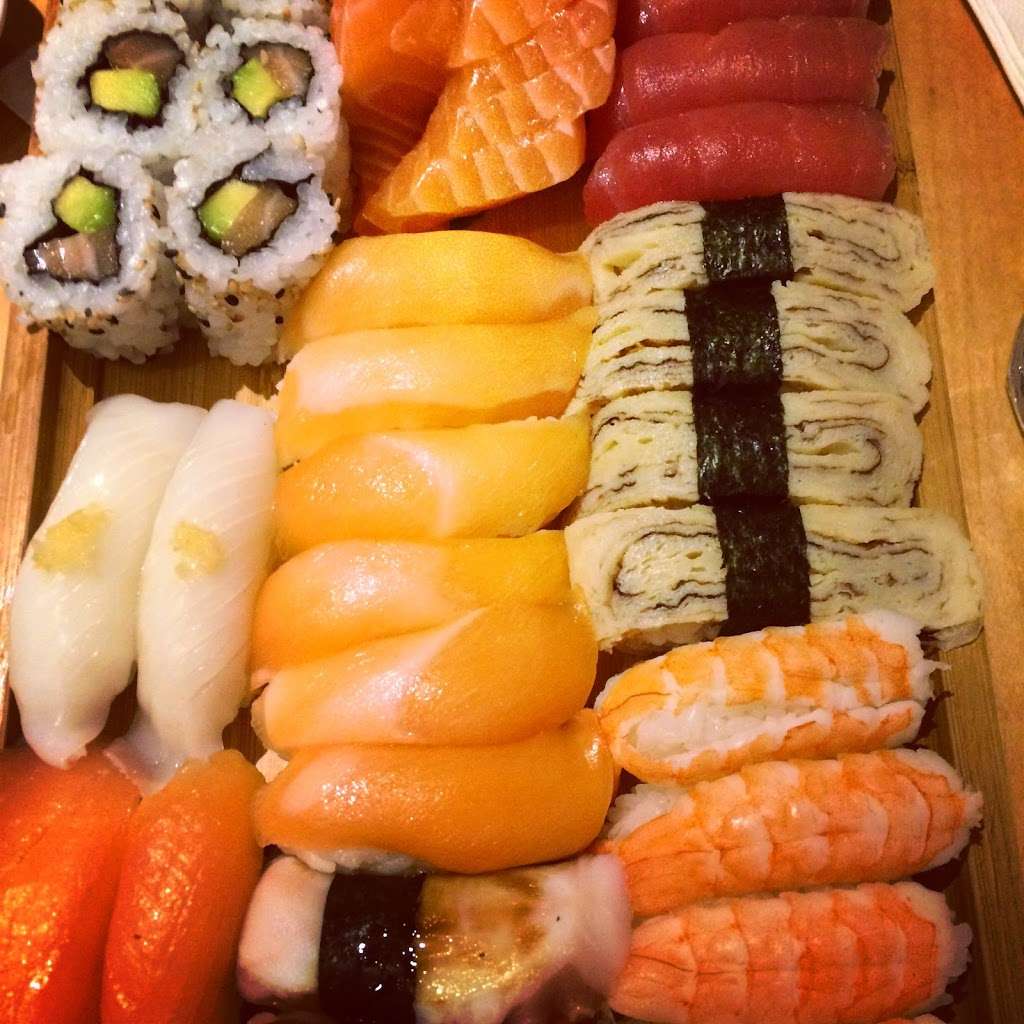 Sushi Cafe | 555 Battersea Park Rd, London SW11 3BL, UK | Phone: 020 7228 7011