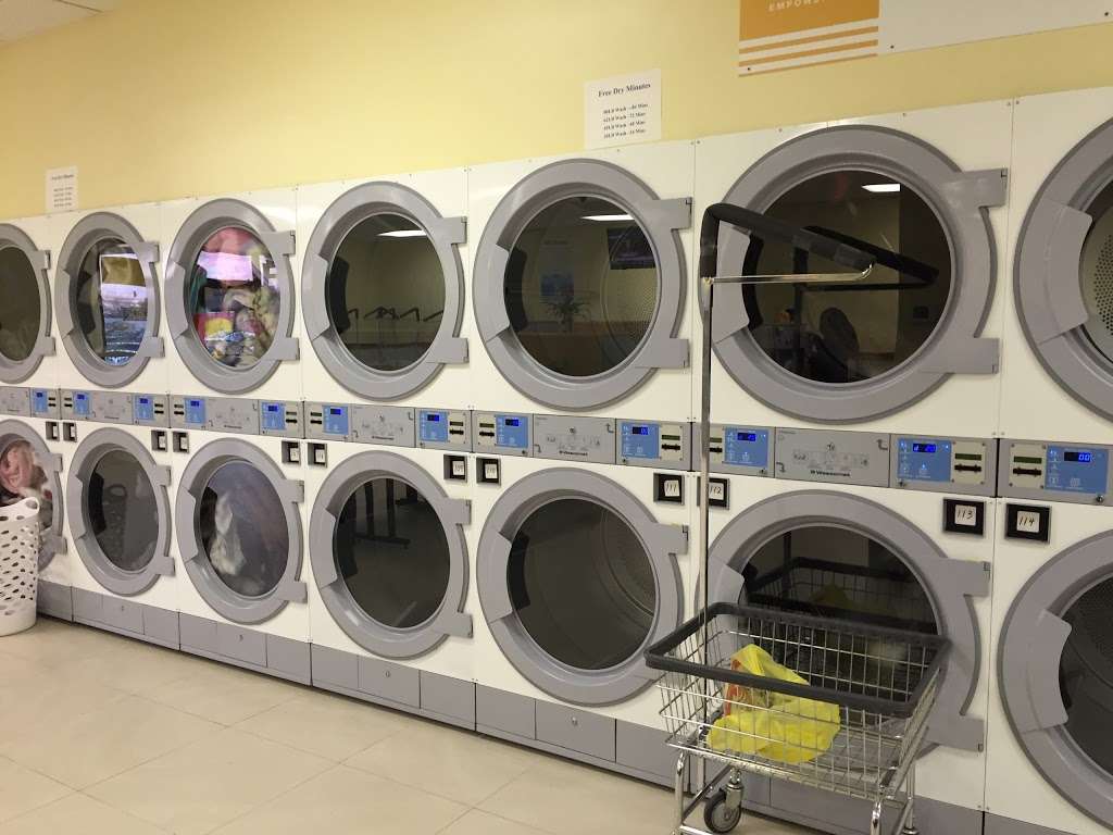 Sparklean Laundromat | 1126 Pulaski Hwy, Bear, DE 19701, USA | Phone: (302) 365-6665