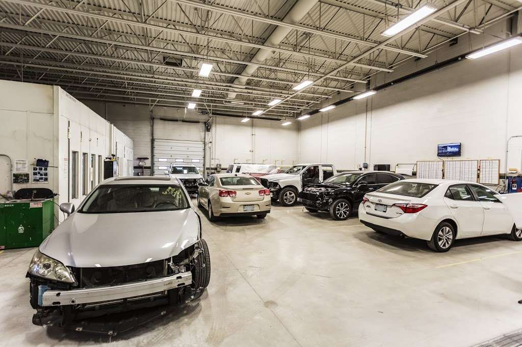 Hendrick Collision North | 9300 NW Prairie View Rd, Kansas City, MO 64153 | Phone: (816) 801-5900