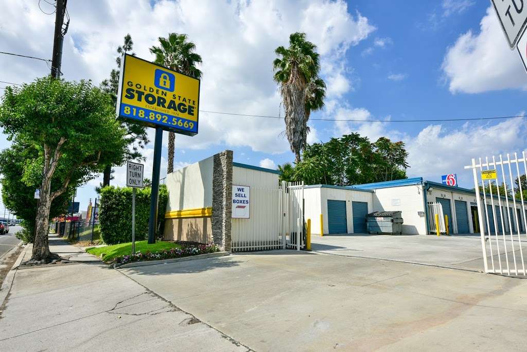 Golden State Storage - Roscoe | 15655 Roscoe Blvd, North Hills, CA 91343 | Phone: (818) 206-1327