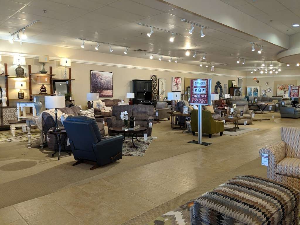 La-Z-Boy Furniture Galleries | 2830 Patriot Blvd, Glenview, IL 60026, USA | Phone: (847) 504-0134