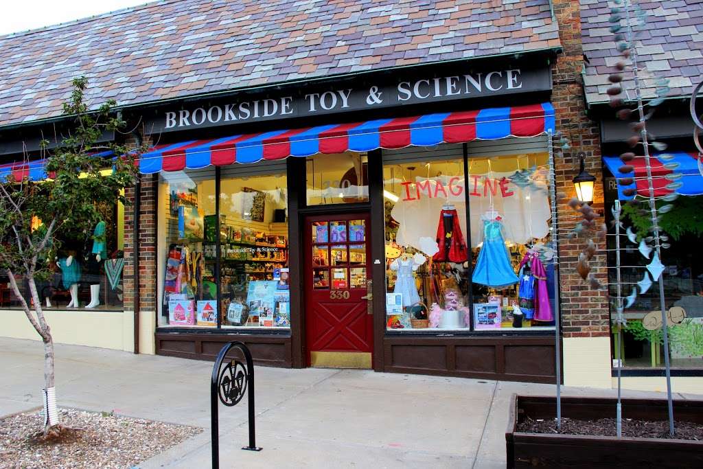 Brookside Toy and Science | 330 W 63rd St, Kansas City, MO 64113 | Phone: (816) 523-4501