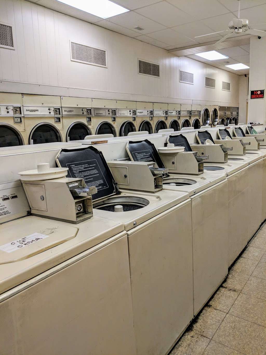 Laundromat | Wilkes-Barre, PA 18706, USA | Phone: (570) 696-2894