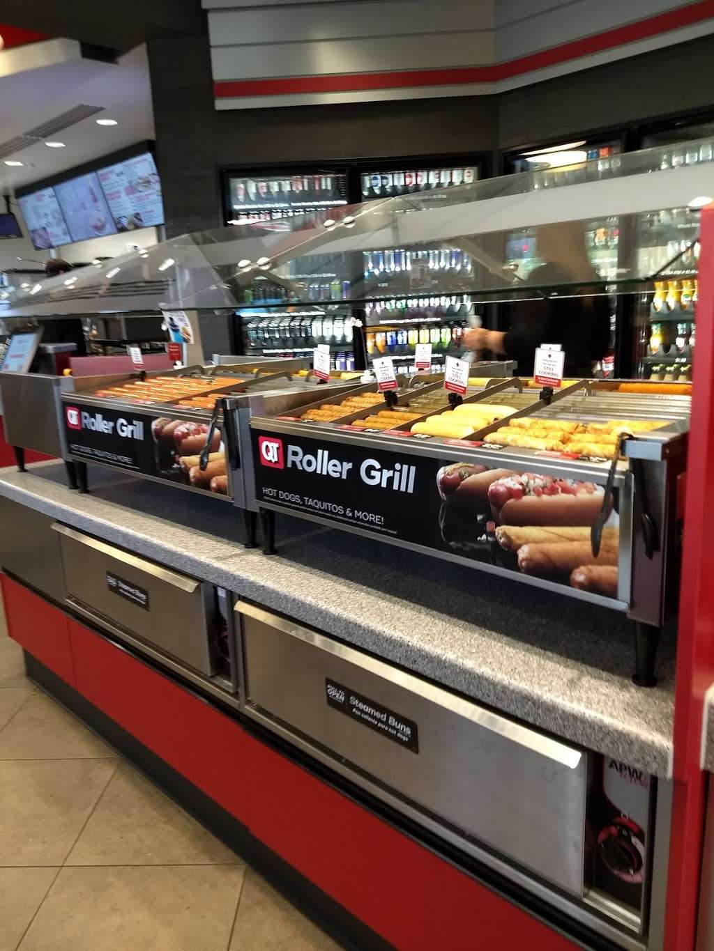 QuikTrip | 9600 N Oak Trafficway, Kansas City, MO 64155