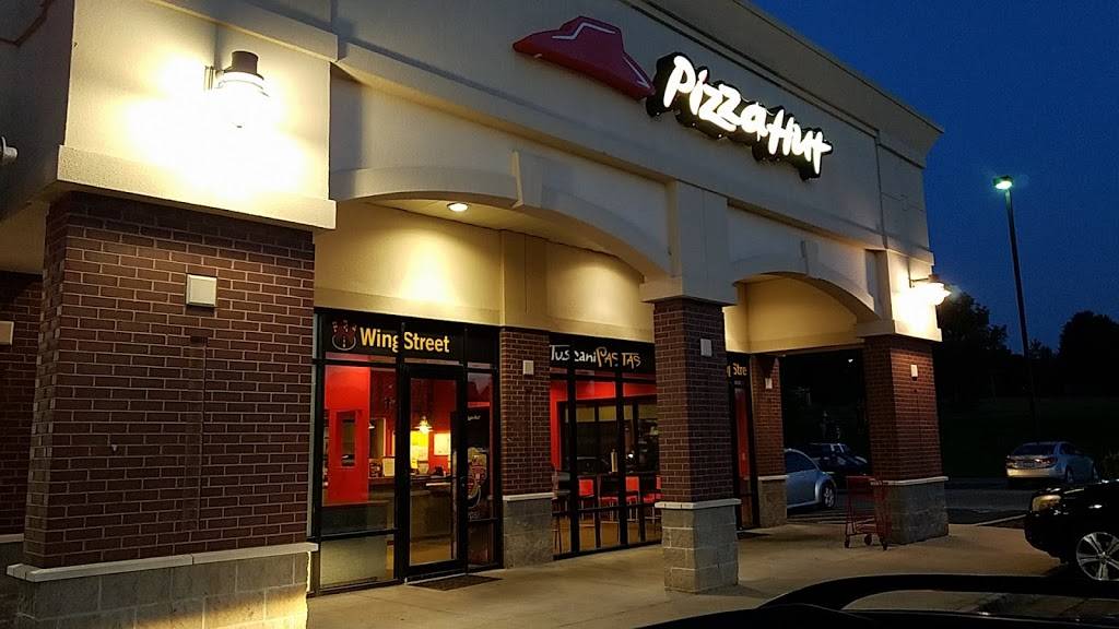 Pizza Hut | 1550 S Coddington Ave Suite A, Lincoln, NE 68522, USA | Phone: (402) 435-0313