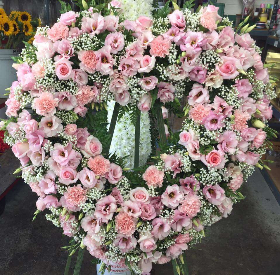Marlenes Flower Shop | 807 South St, Long Beach, CA 90805, USA | Phone: (562) 612-8562