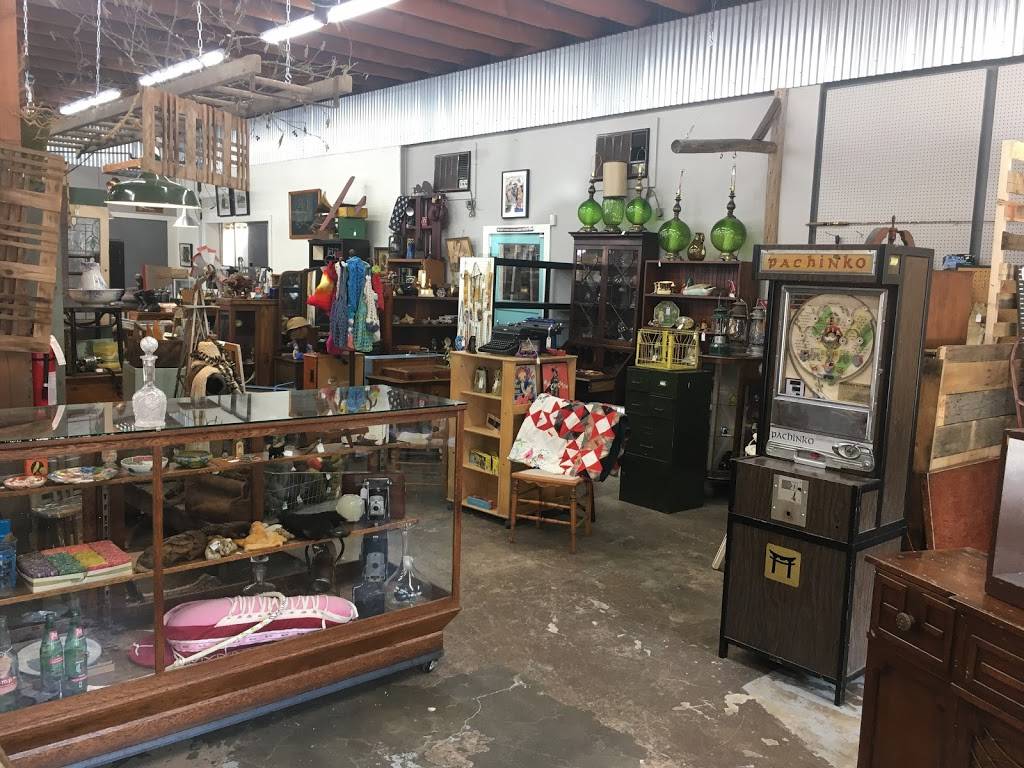 Oregon City Antiques | 1625 Washington St, Oregon City, OR 97045, USA | Phone: (503) 305-6582