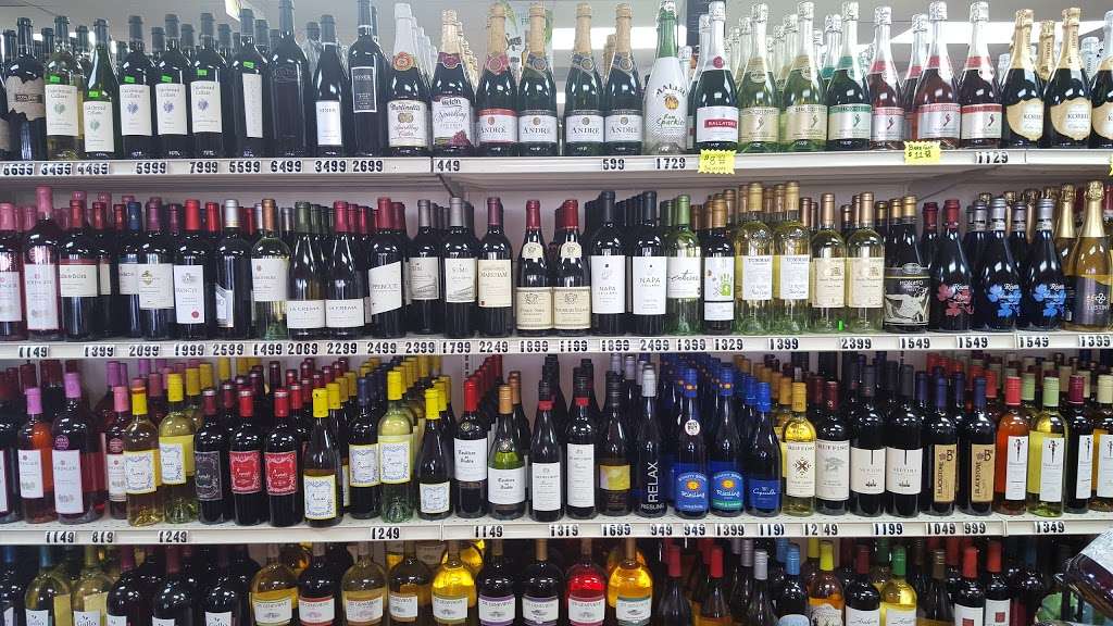 Liquor Hut | 8003 FM 3180 Rd #7, Baytown, TX 77523, USA | Phone: (281) 573-3030