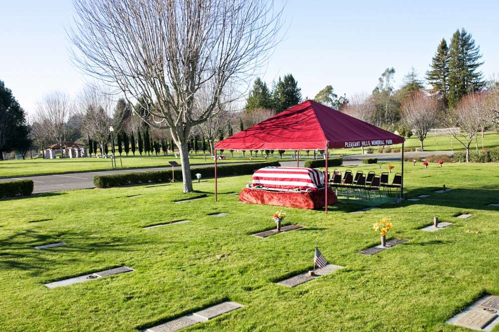 Pleasant Hills Memorial Park And Mortuary | 1700 Pleasant Hill Rd, Sebastopol, CA 95472, USA | Phone: (707) 823-5042