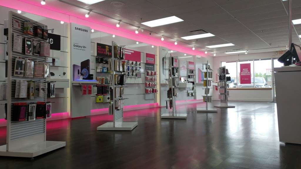 T-Mobile | 16600 W 159th St Ste 103, Lockport, IL 60441 | Phone: (847) 874-3486