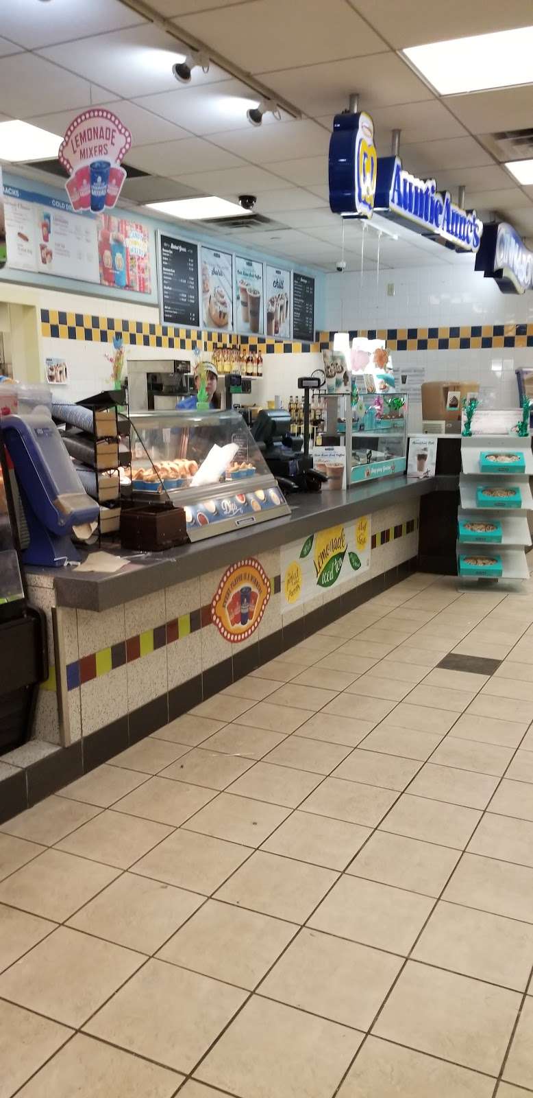 Walt Whitman Travel Plaza | New Jersey Turnpike Southbound, Mile Post 30.2 South, Cherry Hill, NJ 08034, USA | Phone: (609) 429-9323