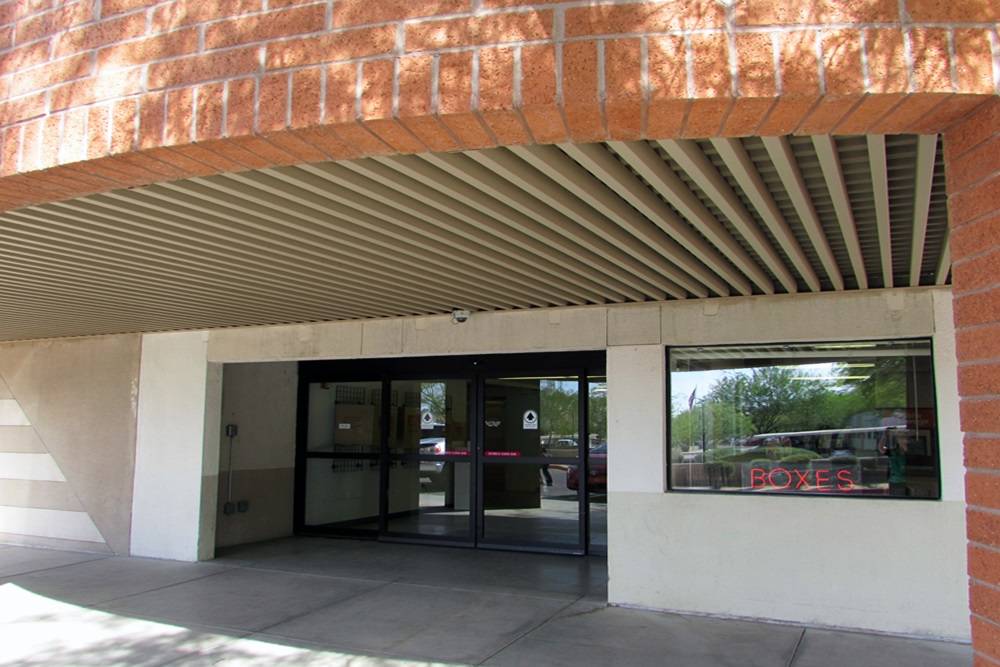 Public Storage | 8122 E Paradise Ln, Scottsdale, AZ 85260, USA | Phone: (480) 447-2398