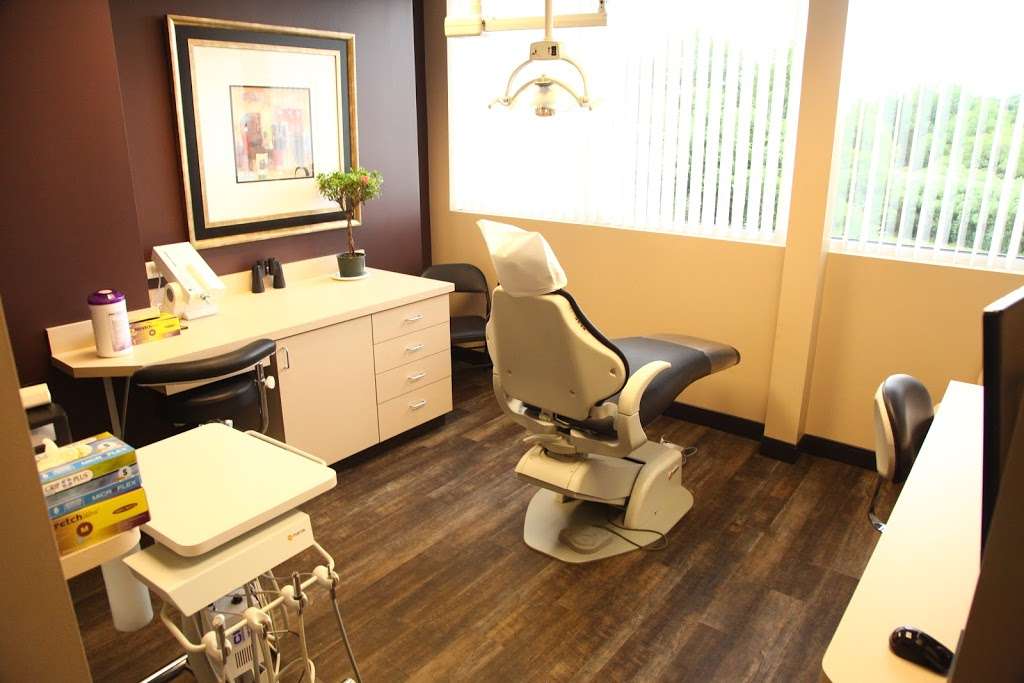 Dr. Mark E. Leedy, DDS, PC | 10881 W Asbury Ave #210, Lakewood, CO 80227, USA | Phone: (303) 989-0452