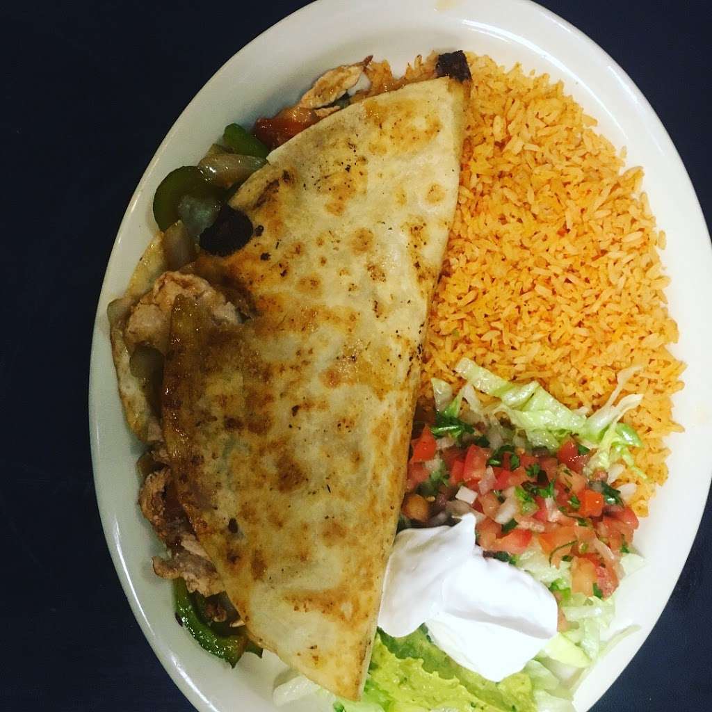El Paraiso Mexican Restaurant | 2685 E Main St, Plainfield, IN 46168, USA | Phone: (317) 837-0481
