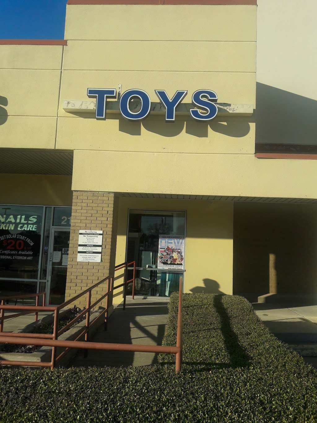 DFW Toy Stash | 2515 E Rosemeade Pkwy #215, Carrollton, TX 75007, USA | Phone: (469) 773-9062