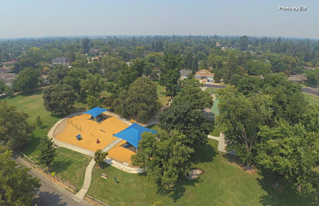 Cresta Park | 4033 Cresta Way, Sacramento, CA 95864, USA | Phone: (916) 483-6069