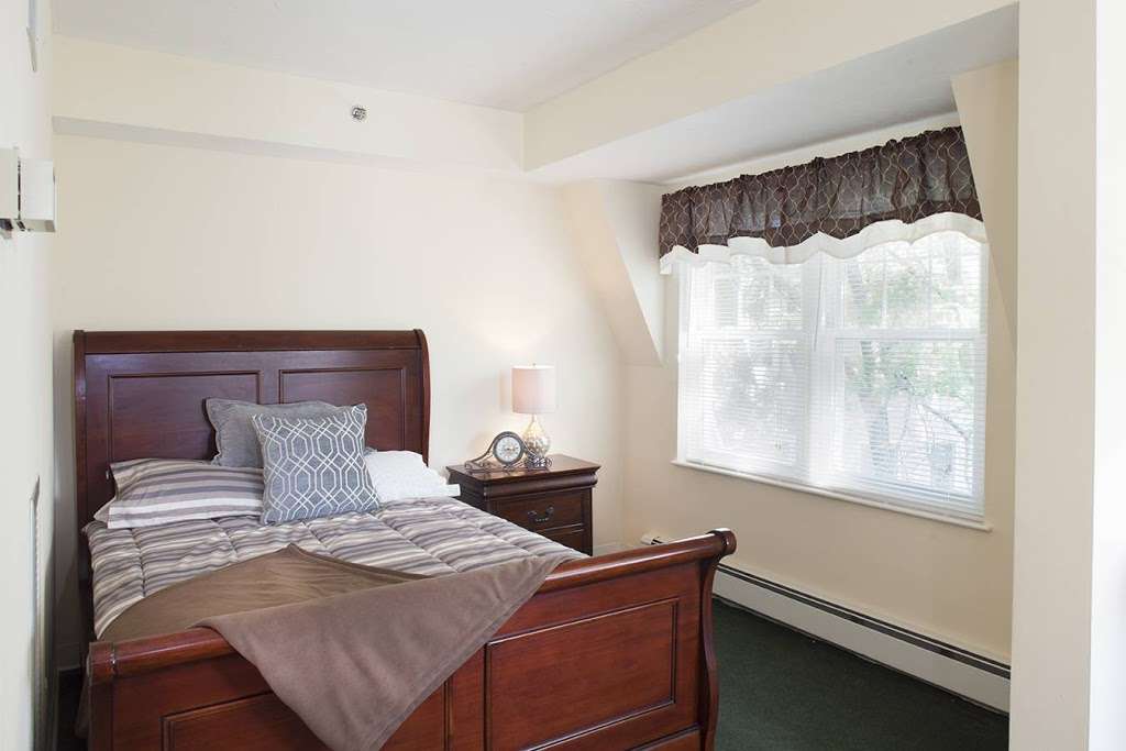 Sunrise at Gardner Park | 73 Margin St, Peabody, MA 01960, USA | Phone: (978) 532-3200