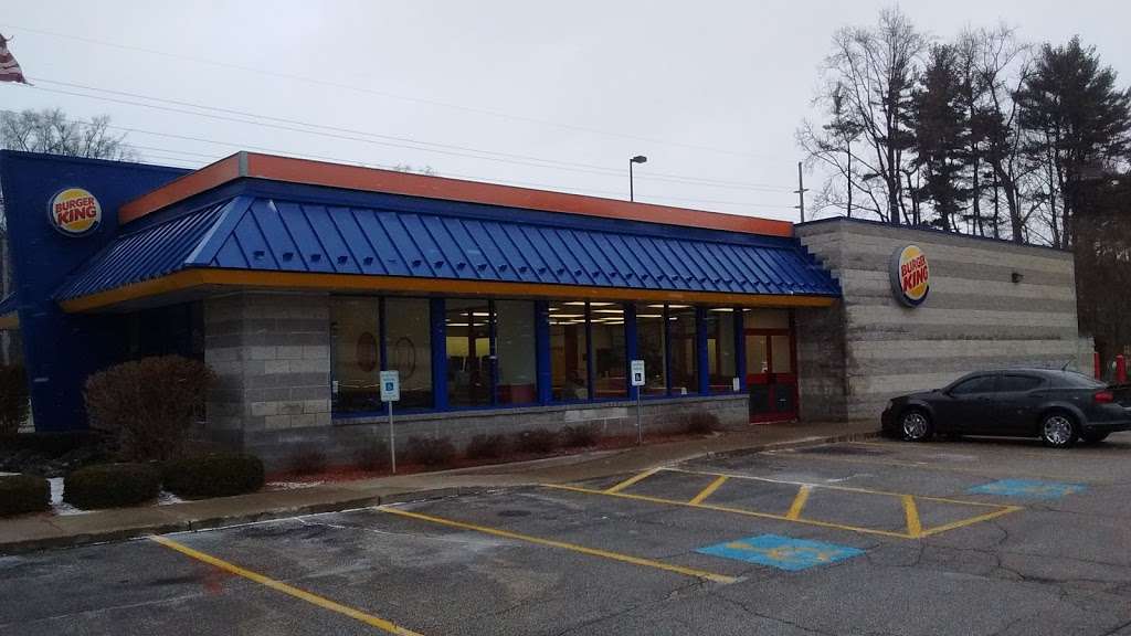 Burger King - restaurant  | Photo 2 of 10 | Address: 1434 E Lincolnway, La Porte, IN 46350, USA | Phone: (219) 325-9000