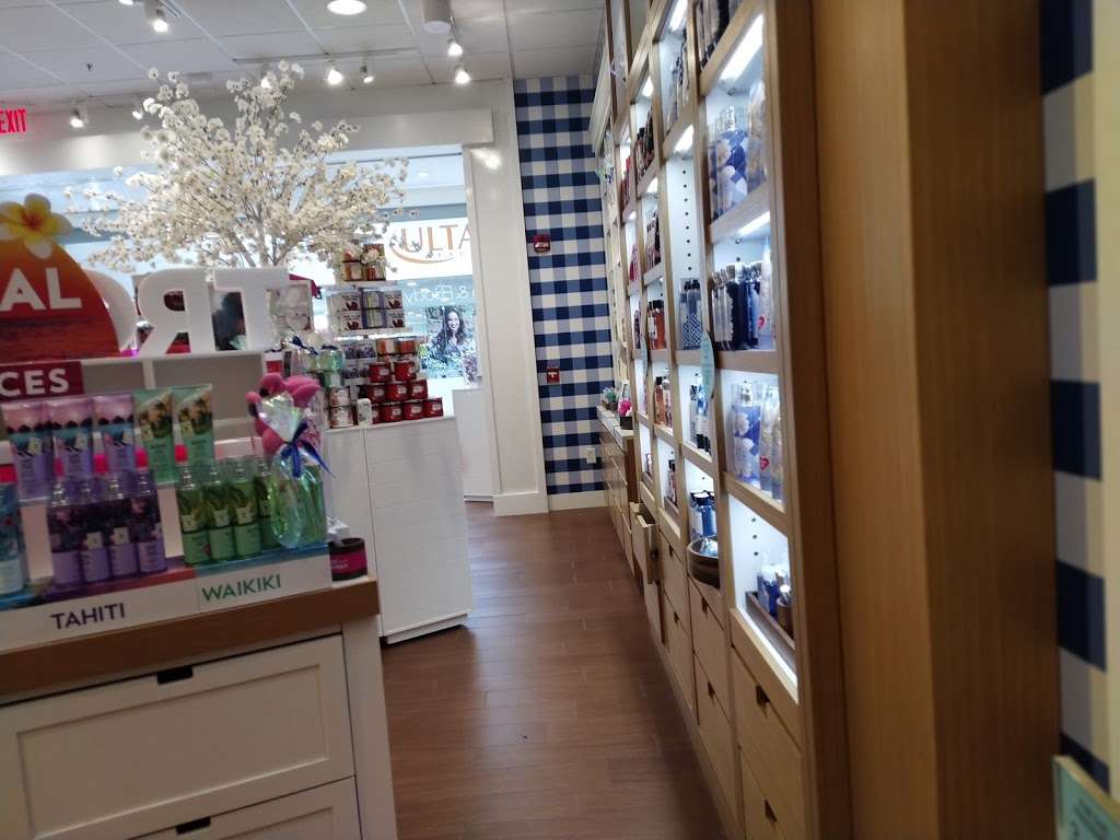 Bath & Body Works | 100 VIEWMONT MALL, Scranton, PA 18508, USA | Phone: (570) 343-2871