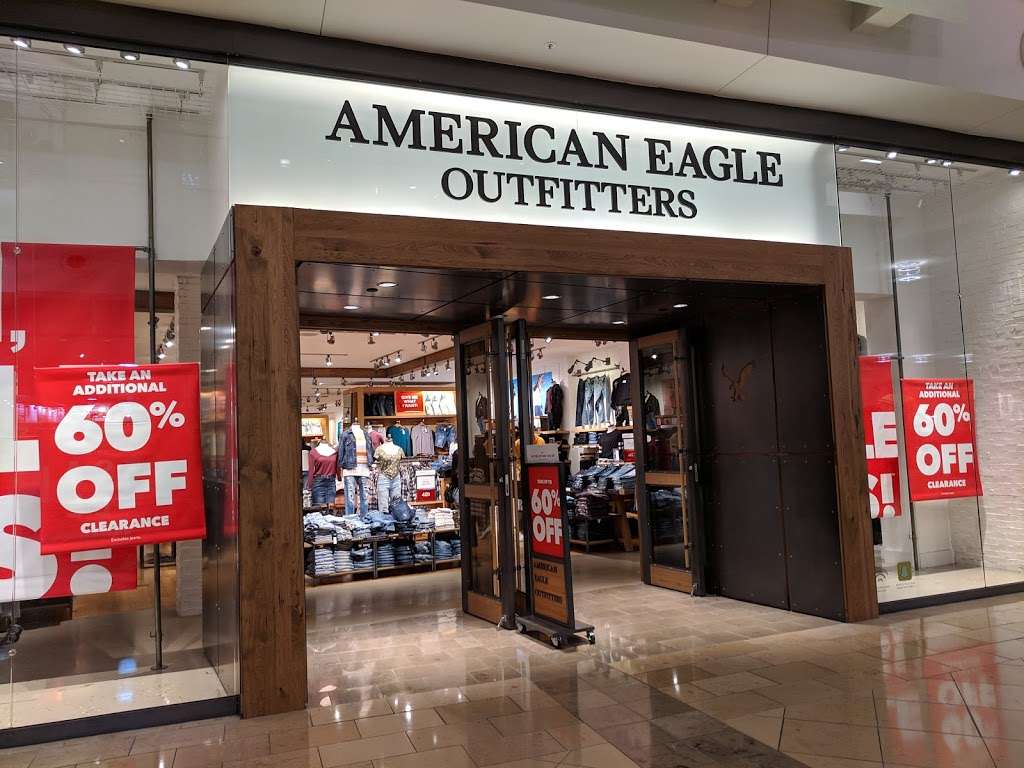 American Eagle Outfitters | 4200 Conroy Rd Suite 112, Orlando, FL 32839, USA | Phone: (407) 351-6635