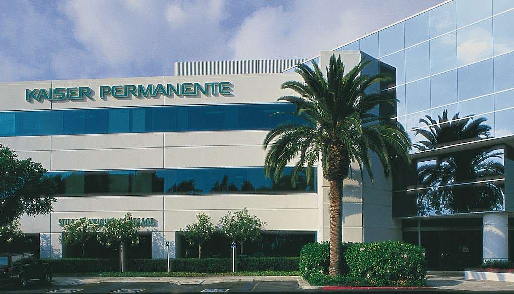 Kaiser Permanente La Palma Medical Offices | 5 Centerpointe Dr, La Palma, CA 90623, USA | Phone: (833) 574-2273