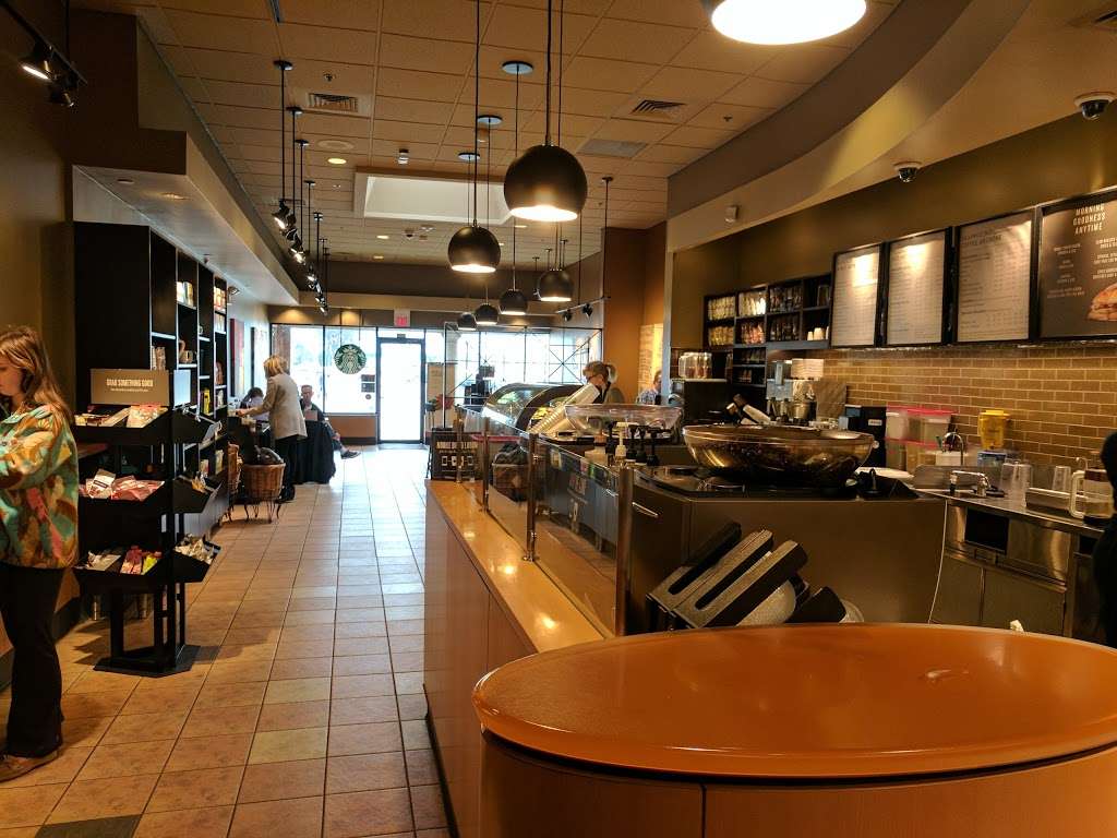 Starbucks | 1001 W 75th St #111, Woodridge, IL 60517 | Phone: (630) 910-6012