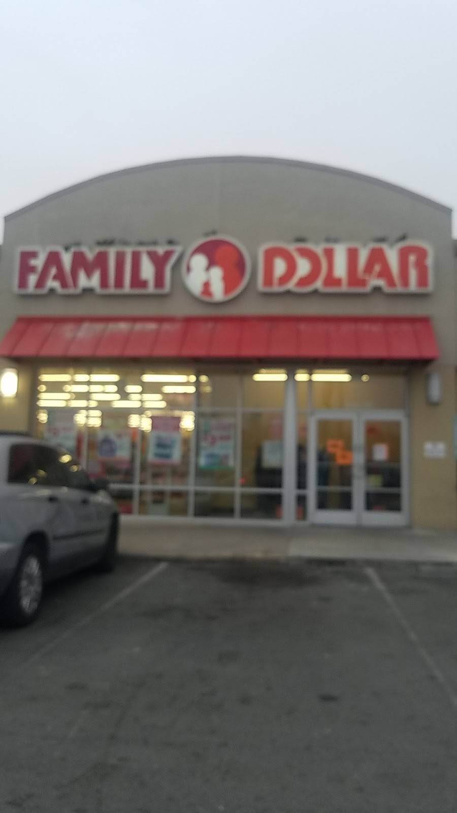 Family Dollar | 3705 E Rosedale St, Fort Worth, TX 76105, USA | Phone: (817) 535-0271
