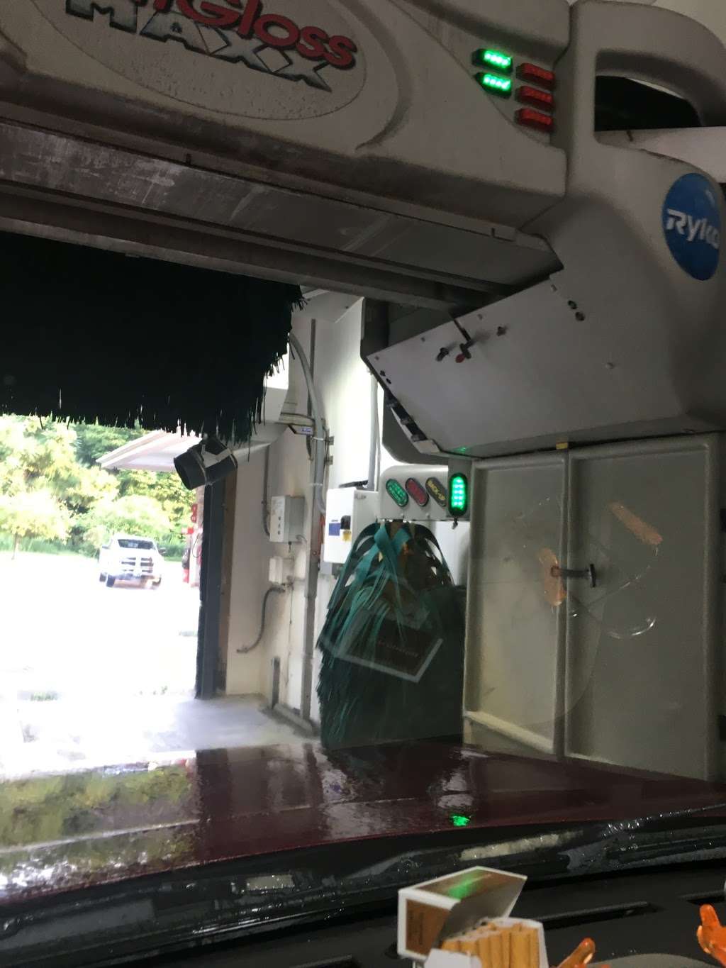 Speedway Car Wash in 480 U.S. 9, Fishkill, NY 12524, USA