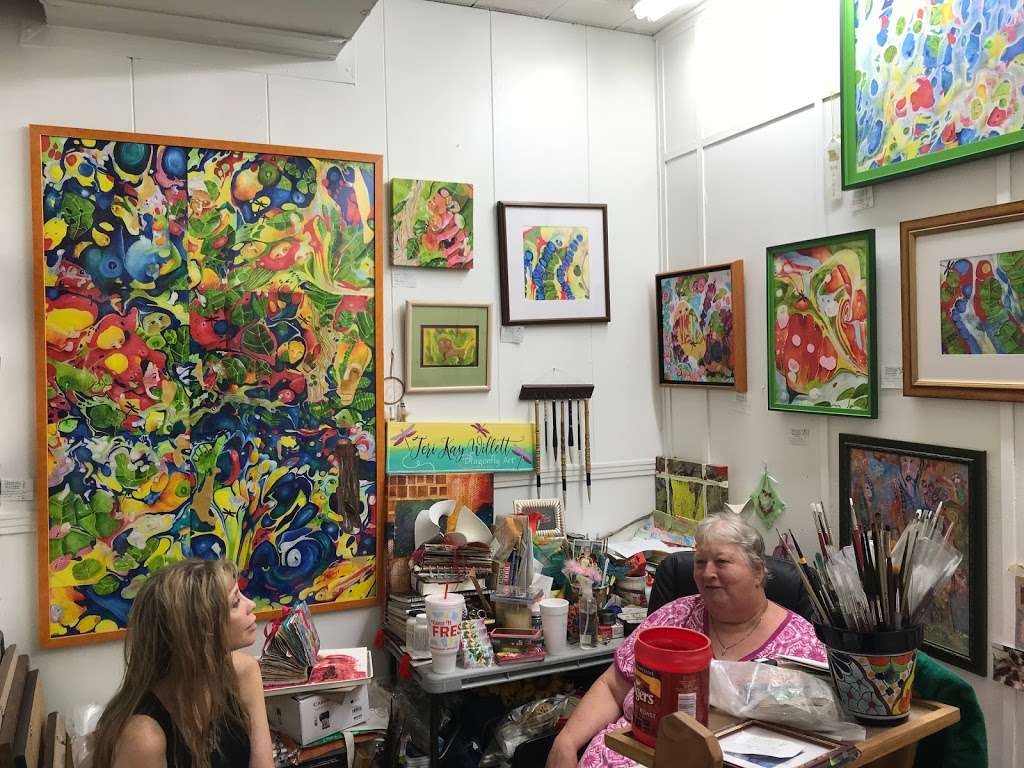 Englewood Row Gallery and Art Space | 10922 E Winner Rd, Independence, MO 64052 | Phone: (816) 254-3154