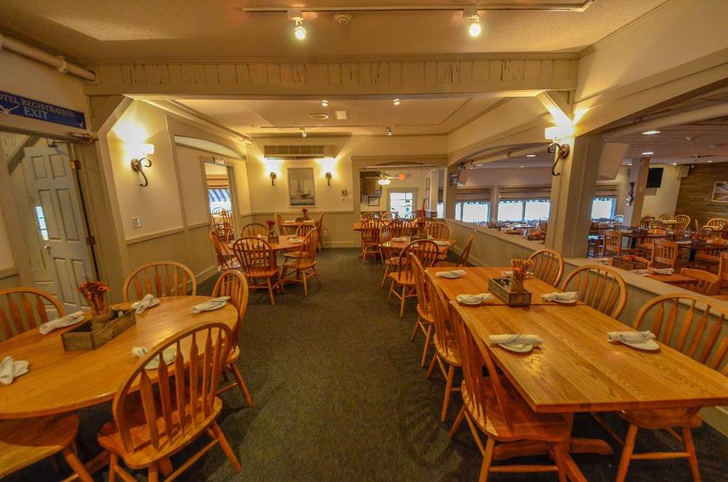 Surf City Hotel | 800 Long Beach Blvd, Surf City, NJ 08008, USA | Phone: (609) 494-7281