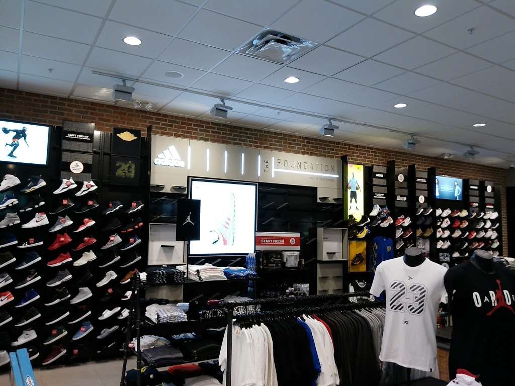 southlake mall shoe stores