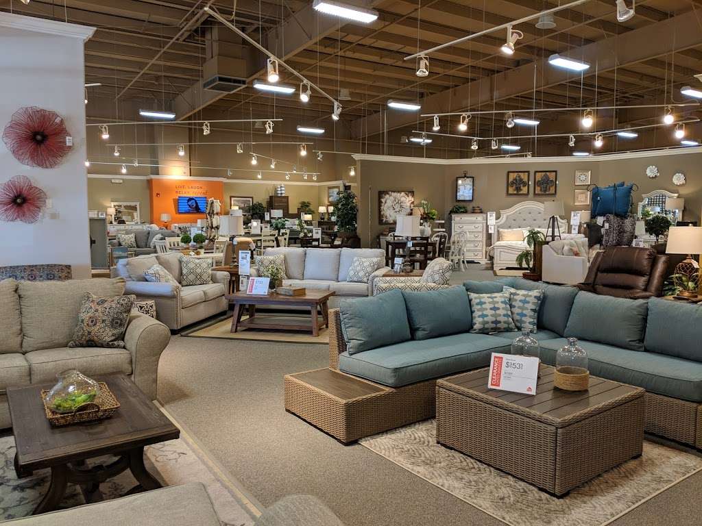 Ashley HomeStore | 3 Gerald Ct, Delmar, DE 19940, USA | Phone: (302) 846-9191